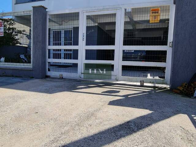 #140 - Casa fora de condomínio para Venda em Xangri-lá - RS