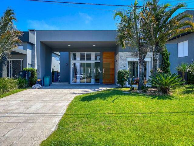 #43 - Casa em condomínio para Venda em Xangri-lá - RS
