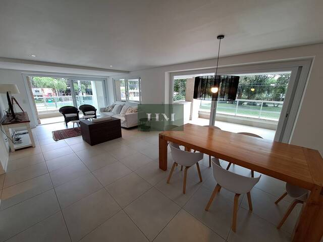 #305 - Apartamento para Venda em Xangri-lá - RS - 1